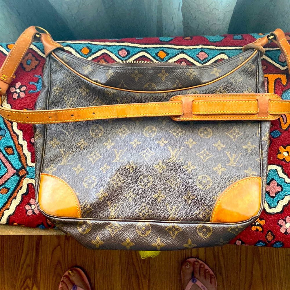 Authentic Vintage LOUIS VUITTON Boulogne 35 in Monogram coated canvas